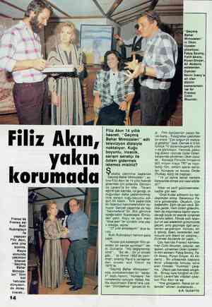  İ Filiz Akın, yakın korumada Fransa'da Fransız eşi Bubi Rubinştayn ile © yaşayan Filiz Akın, artık yine bizimle. Mayıs...